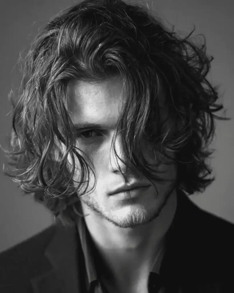 Layered flow haircut