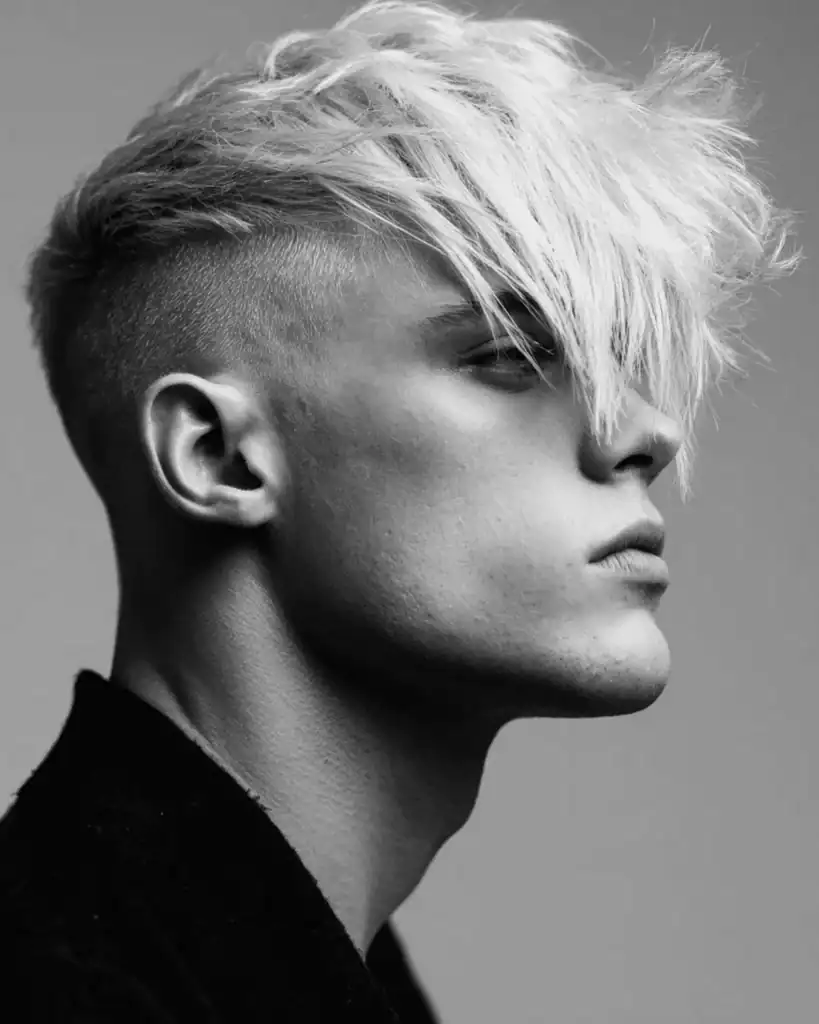 disconnected undercut textured fringe