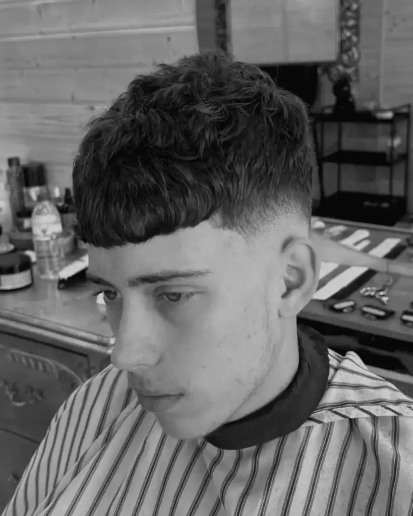 mid fade textured fringe