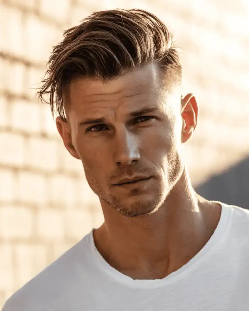 Voluminous Side Part haircut for men