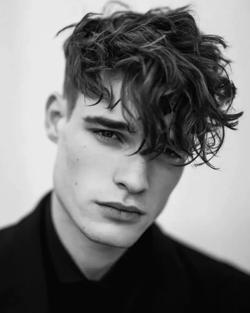 Long Wavy Textured Fringe