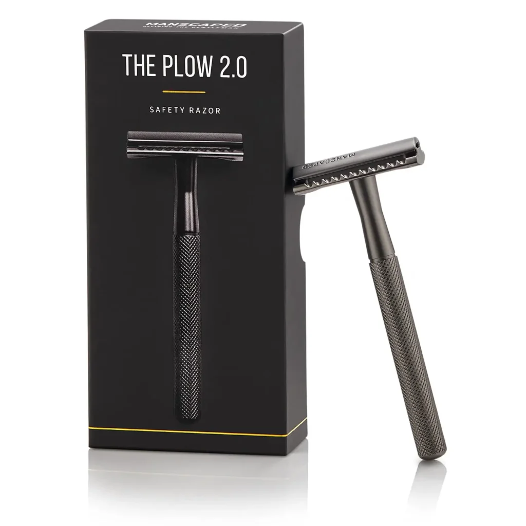 MANSCAPED The Plow 2.0 safety razor for men with black handle and packaging